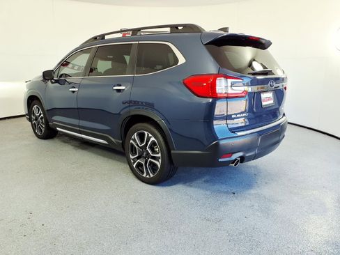 Used 2023 Subaru Ascent Touring AWD/4WD image 8