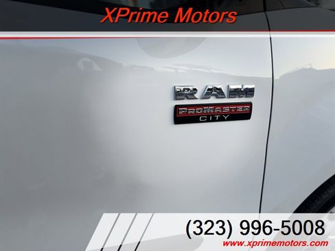 Used 2019 RAM ProMaster City Tradesman FWD image 9