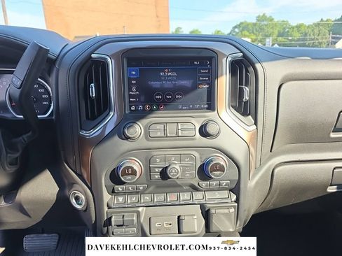 Used 2021 Chevrolet Silverado 3500 High Country w/ Z71 Off-Road Package AWD/4WD image 17