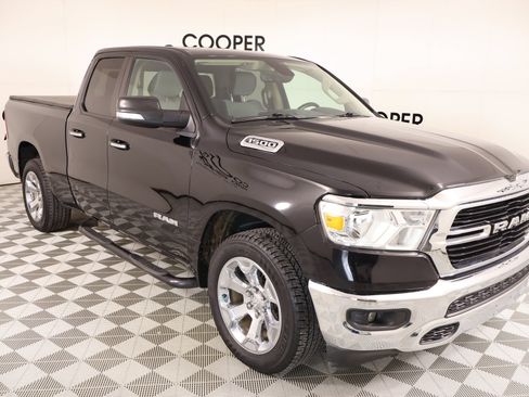 Used 2020 RAM 1500 Big Horn RWD image 1