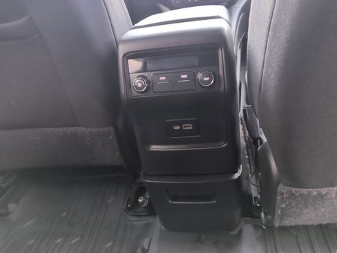 Used 2020 GMC Acadia SLE w/ LPO, Floor Liner Package image 24