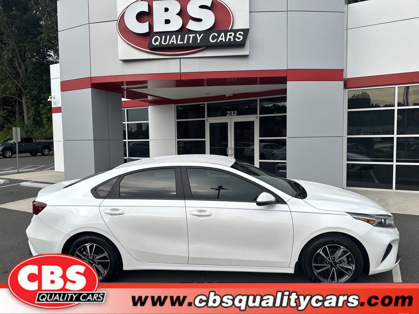 Used 2024 Kia Forte LXS w/ LXS Technology Package FWD image 1