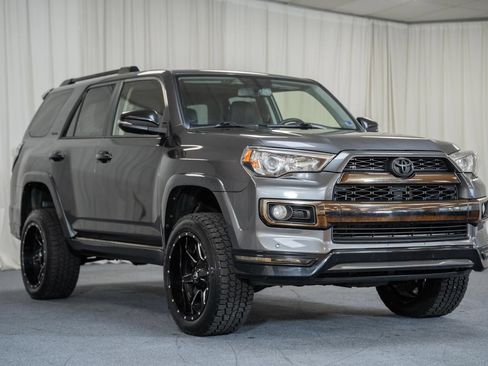 Used 2019 Toyota 4Runner Limited AWD/4WD image 1