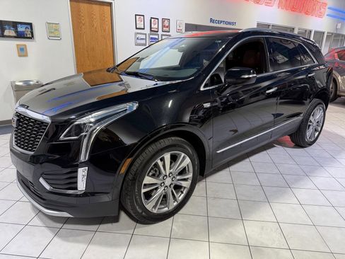 Used 2024 Cadillac XT5 Premium Luxury image 3