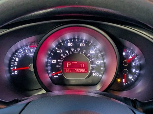 Used 2019 Kia Soul FWD image 29