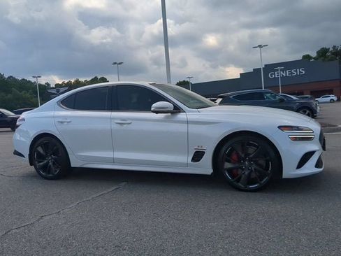 Used 2023 Genesis G70 3.3T w/ Sport Prestige Package RWD image 2