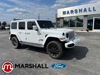 Used 2021 Jeep Wrangler Unlimited Sahara AWD/4WD video 1