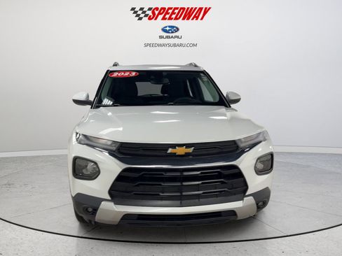 Used 2023 Chevrolet TrailBlazer LT w/ Convenience Package AWD/4WD image 13