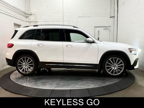 Used 2021 Mercedes-Benz GLB 250 image 9