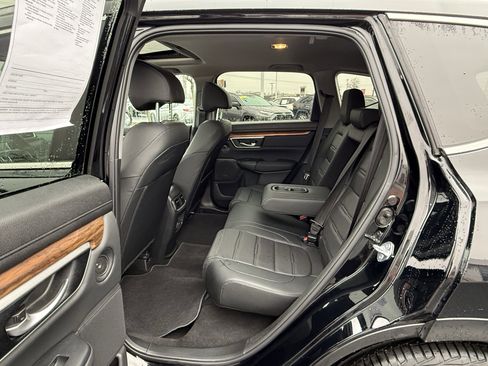 Used 2022 Honda CR-V Touring image 16