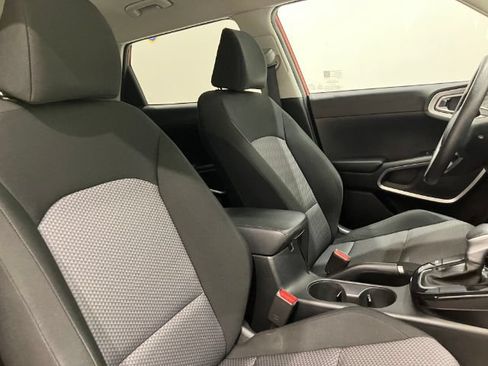 Used 2023 Kia Soul S FWD image 46