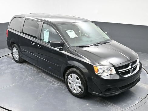 Used 2017 Dodge Grand Caravan SE w/ Power Window Group image 39