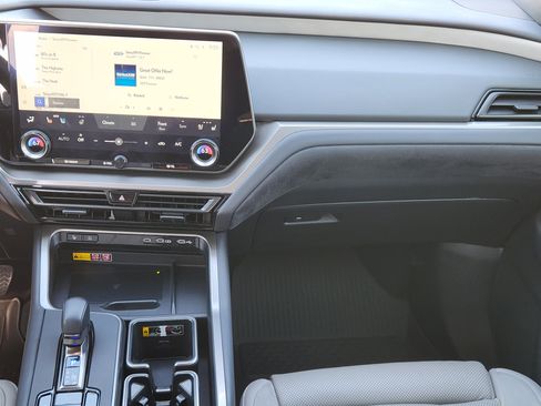 Used 2024 Lexus TX 350 FWD image 34