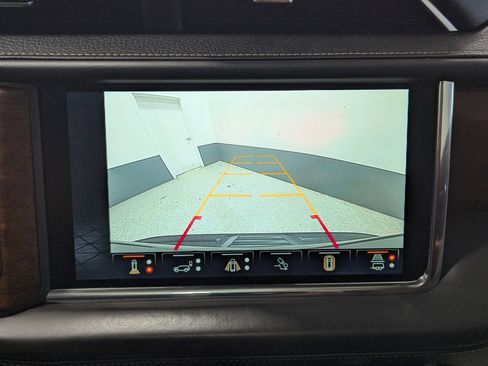 Used 2023 GMC Yukon Denali Ultimate image 27