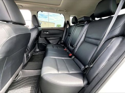 Used 2023 Nissan Rogue SL w/ SL Premium Package AWD/4WD image 15
