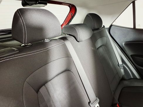 Certified 2026 Hyundai Venue SEL FWD image 12
