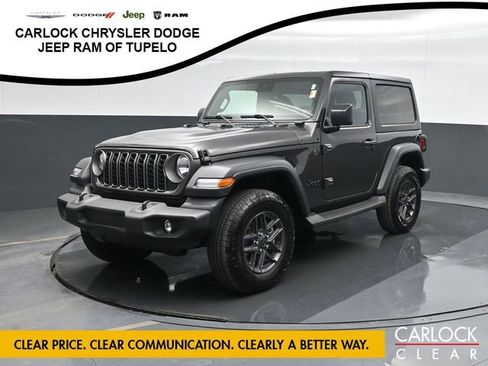 Used 2025 Jeep Wrangler Sport image 7