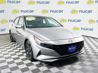 Certified 2023 Hyundai Elantra SEL w/ Preferred Accessory Package