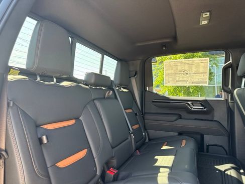 New 2026 GMC Sierra 1500 AT4 w/ AT4 Premium Package AWD/4WD image 28