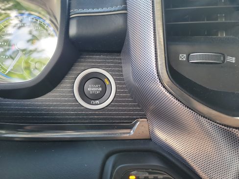 Used 2019 RAM 1500 Limited AWD/4WD image 20
