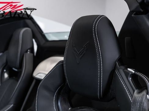 Used 2024 Chevrolet Corvette Z06 RWD image 31