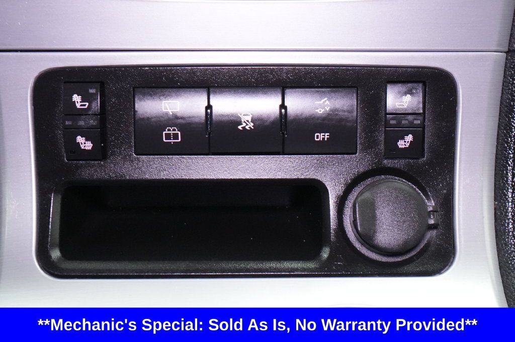 Used 2011 GMC Acadia SLT AWD/4WD image 32