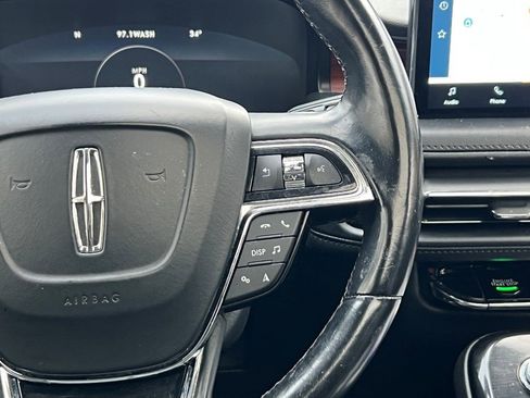 Certified 2023 Lincoln Nautilus Reserve image 24