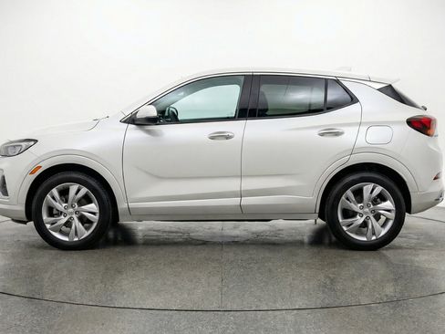 Used 2025 Buick Encore GX Preferred FWD image 5