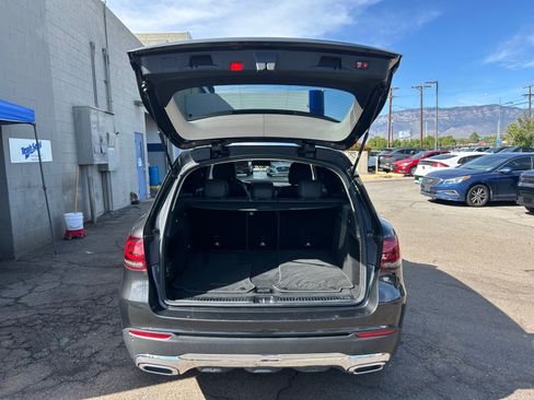 Used 2022 Mercedes-Benz GLC 300 4MATIC image 29