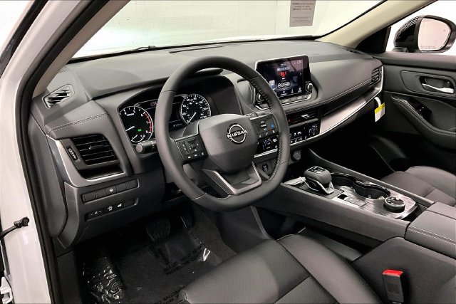 New 2026 Nissan Rogue Dark Armor AWD/4WD image 7