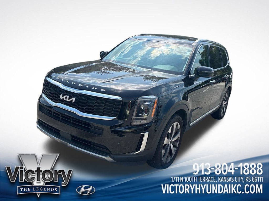 Used 2022 Kia Telluride S AWD/4WD image 1