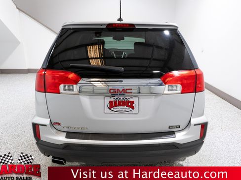 Used 2017 GMC Terrain SLE FWD image 4