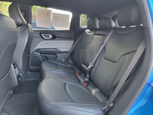 Certified 2023 Jeep Compass Limited AWD/4WD image 21