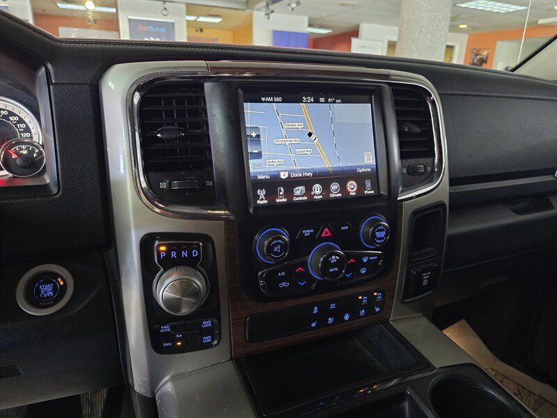 Used 2015 RAM 1500 Laramie w/ Convenience Group AWD/4WD image 28