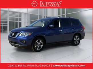 Used 2020 Nissan Pathfinder SV video 1