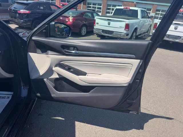 Used 2020 Nissan Altima 2.5 SV FWD image 20
