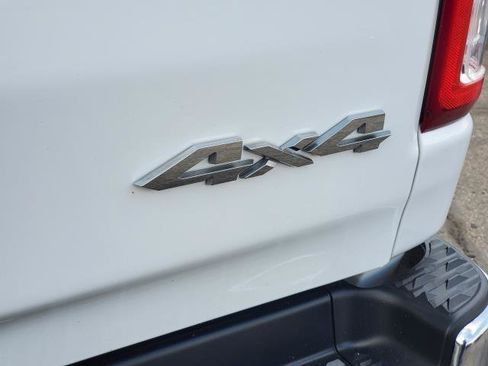 Used 2023 RAM 1500 Big Horn AWD/4WD image 30