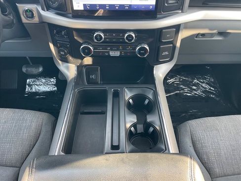Used 2022 Ford F150 XLT w/ Equipment Group 302A High AWD/4WD image 19