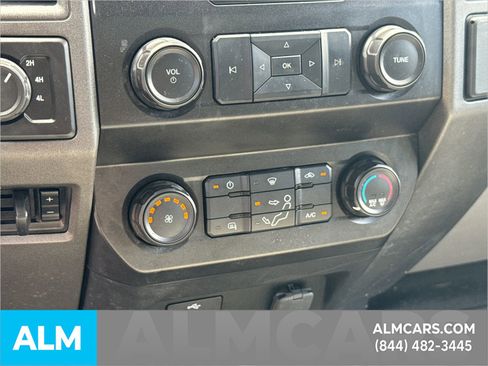 Used 2022 Ford F550 4x4 Regular Cab Super Duty w/ Power Equipment Group image 26