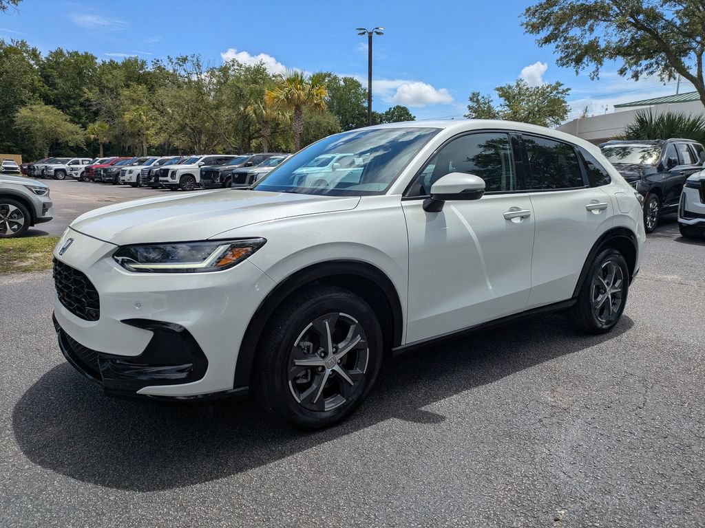 Used 2024 Honda HR-V EX-L image 8