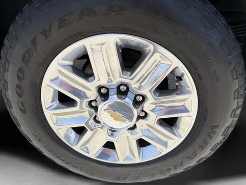 Used 2024 Chevrolet Silverado 2500 High Country w/ High Country Premium Package AWD/4WD image 38