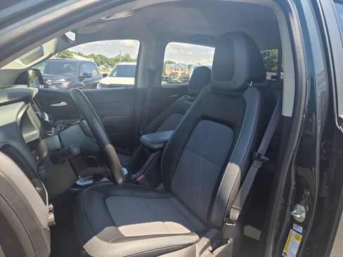 Used 2017 Chevrolet Colorado Z71 AWD/4WD image 18
