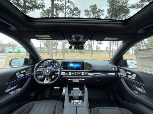 New 2026 Mercedes-Benz GLE 53 AMG 4MATIC image 2