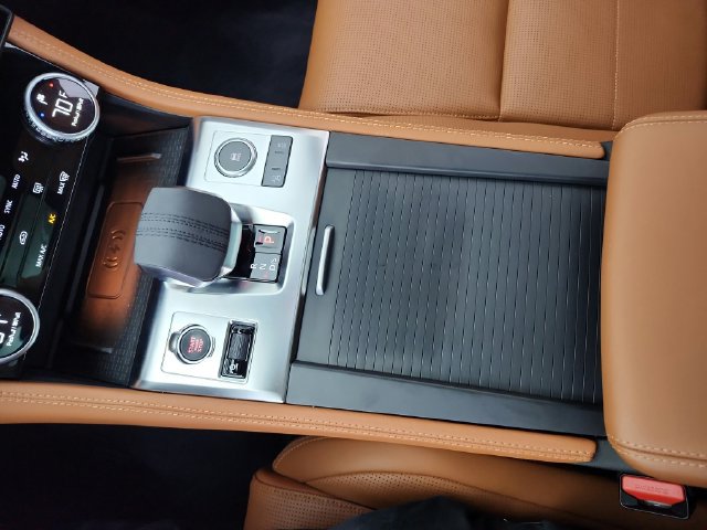 Certified 2026 Jaguar F-PACE R-Dynamic S AWD/4WD image 50