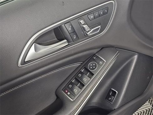 Certified 2020 Mercedes-Benz GLA 250 4MATIC image 14