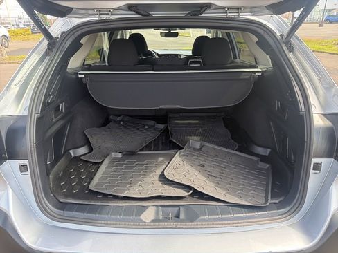 Used 2024 Subaru Outback Premium image 20