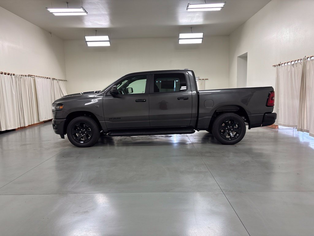 New 2027 RAM 1500 Express AWD/4WD image 5
