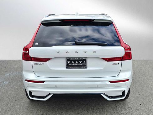 Certified 2025 Volvo XC60 B5 Plus AWD/4WD image 5