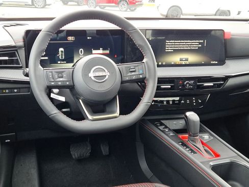 Used 2026 Nissan Kicks SR w/ SR Premium Package image 20