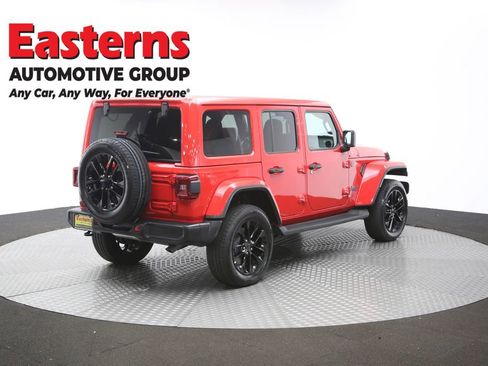 Used 2025 Jeep Wrangler Unlimited Sahara image 40